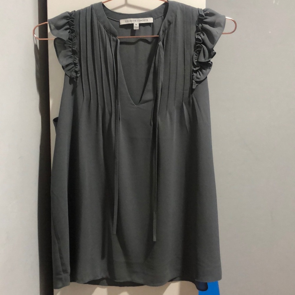 Collective Concepts Ruffle Sleeved Blouse